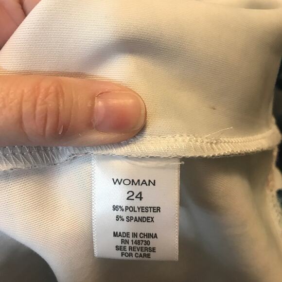 Roz & Ail Floral Round Neck 3/4 Sleeve Shift Dress 24W - Picture 4 of 6